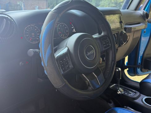 Used 2016 Jeep Wrangler Unlimited Sport w/ Quick Order Package 24S AWD/4WD image 8