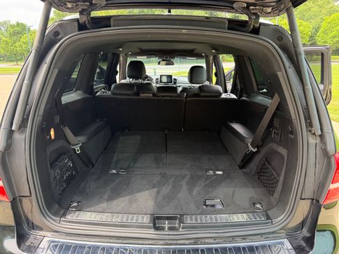 Used 2017 Mercedes-Benz GLS 450 4MATIC image 13