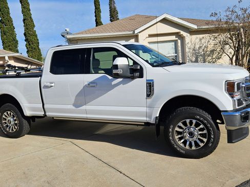 Used 2021 Ford F250 Lariat w/ Lariat Ultimate Package image 2