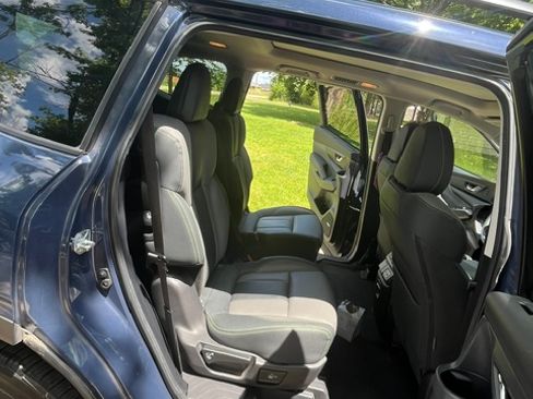 Used 2023 Subaru Ascent Onyx Edition Limited AWD/4WD image 10