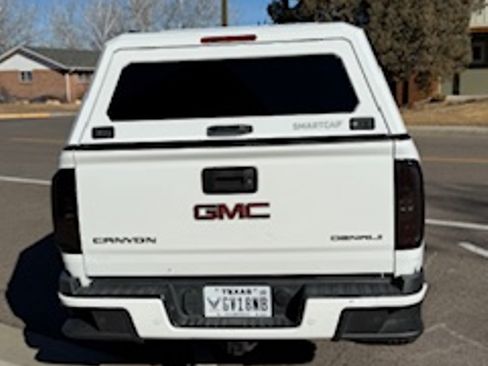Used 2019 GMC Canyon Denali image 11