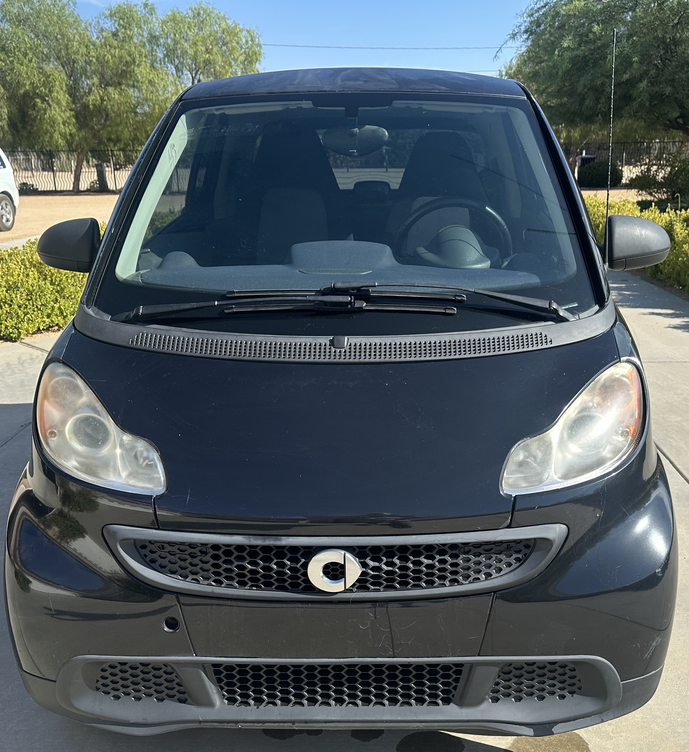 Used 2014 smart fortwo pure RWD image 1