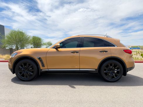 Used 2009 INFINITI FX35 AWD w/ Navigation Pkg image 1