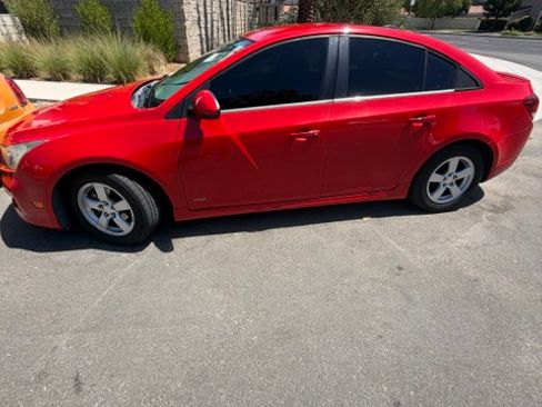 Used 2015 Chevrolet Cruze LT FWD image 4