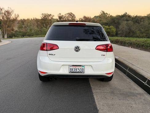 Used 2015 Volkswagen Golf SEL image 8