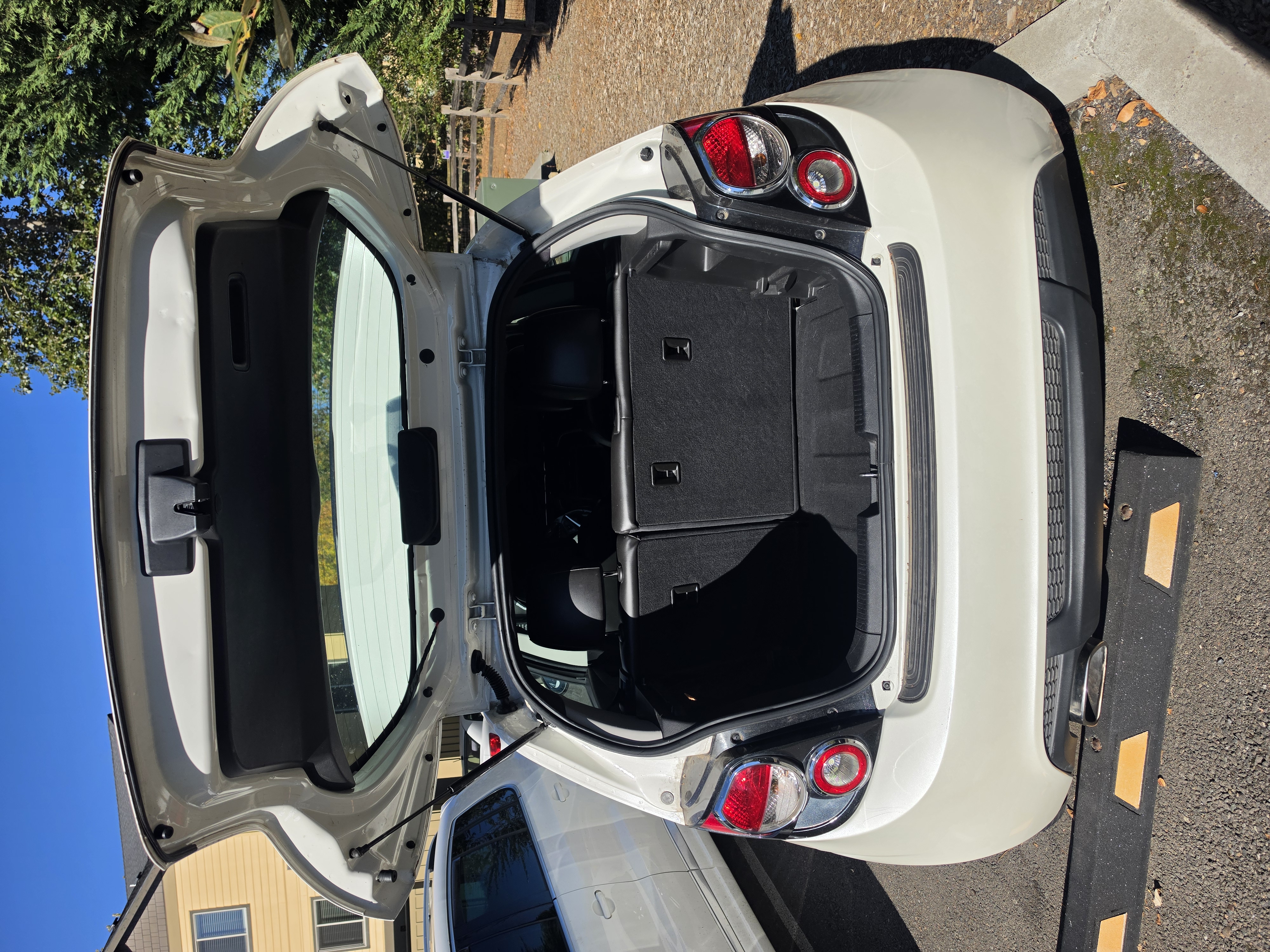 Used 2014 Chevrolet Sonic RS FWD image 6