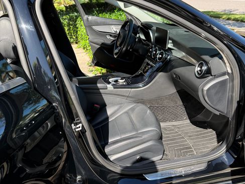 Used 2016 Mercedes-Benz C 300 C 300 4MATIC Sedan 4D image 6