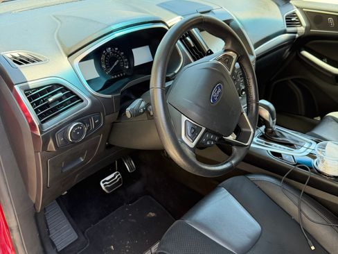 Used 2015 Ford Edge Sport w/ Equipment Group 401A AWD/4WD image 9
