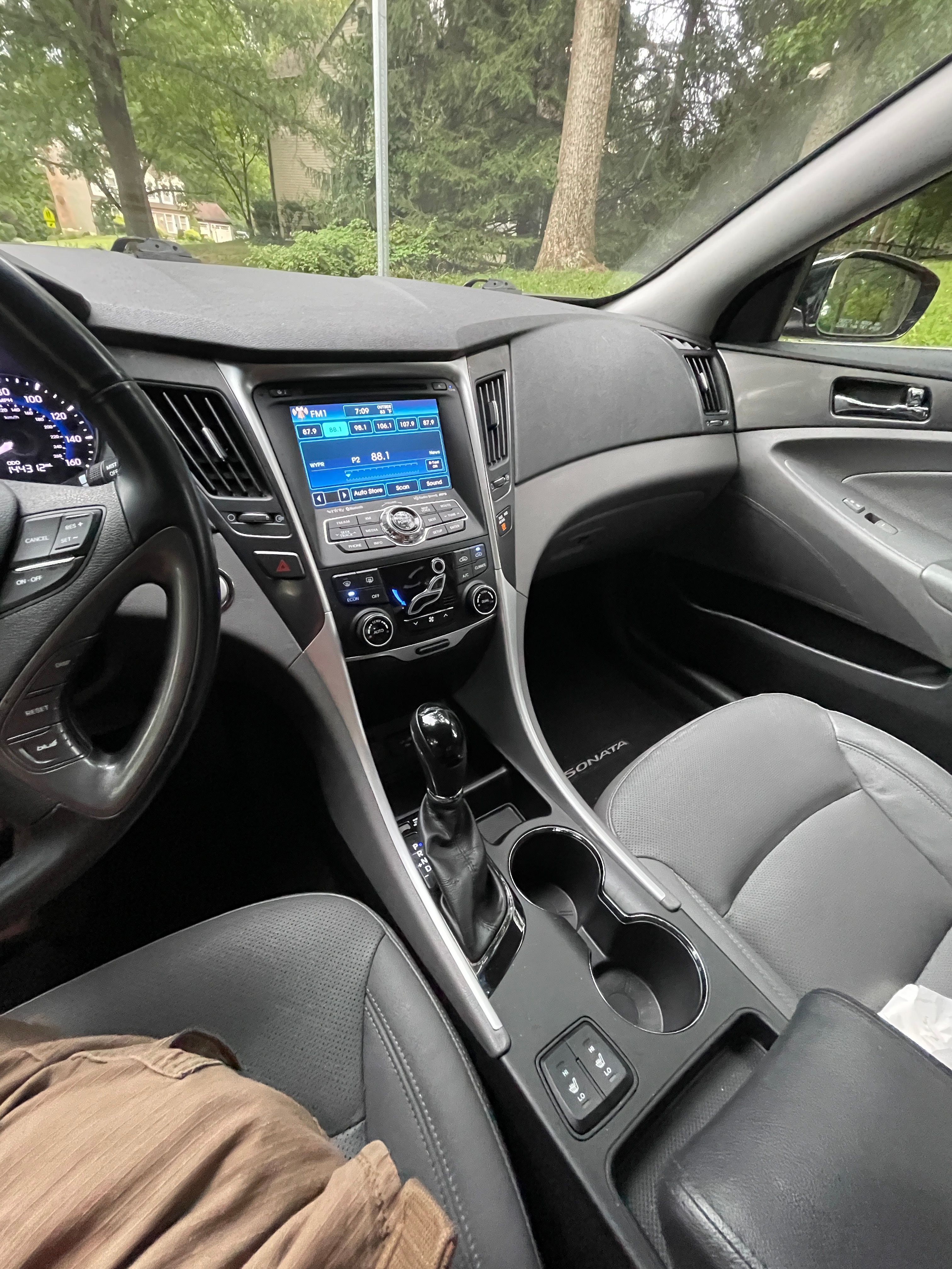 Used 2013 Hyundai Sonata Limited FWD image 11