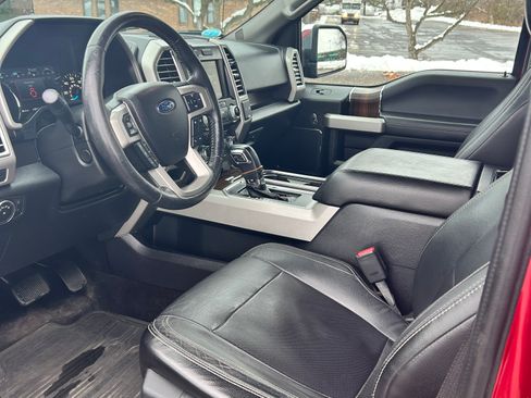 Used 2015 Ford F150 Lariat w/ Equipment Group 502A Luxury image 9