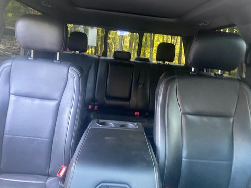 Used 2019 Ford F350 Lariat AWD/4WD image 18