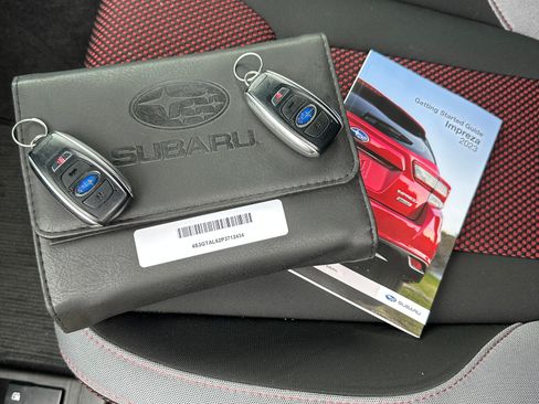Used 2023 Subaru Impreza 2.0i Sport image 9