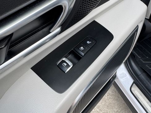 Used 2022 Kia Telluride SX w/ SX Prestige Package image 27