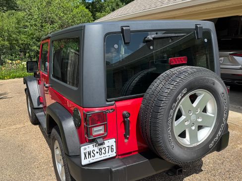 Used 2011 Jeep Wrangler Sport AWD/4WD image 22
