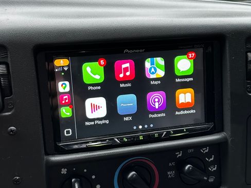 Used 2002 Ford F350 4x4 SuperCab Super Duty image 14