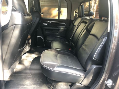 Used 2020 RAM 2500 Laramie AWD/4WD image 11