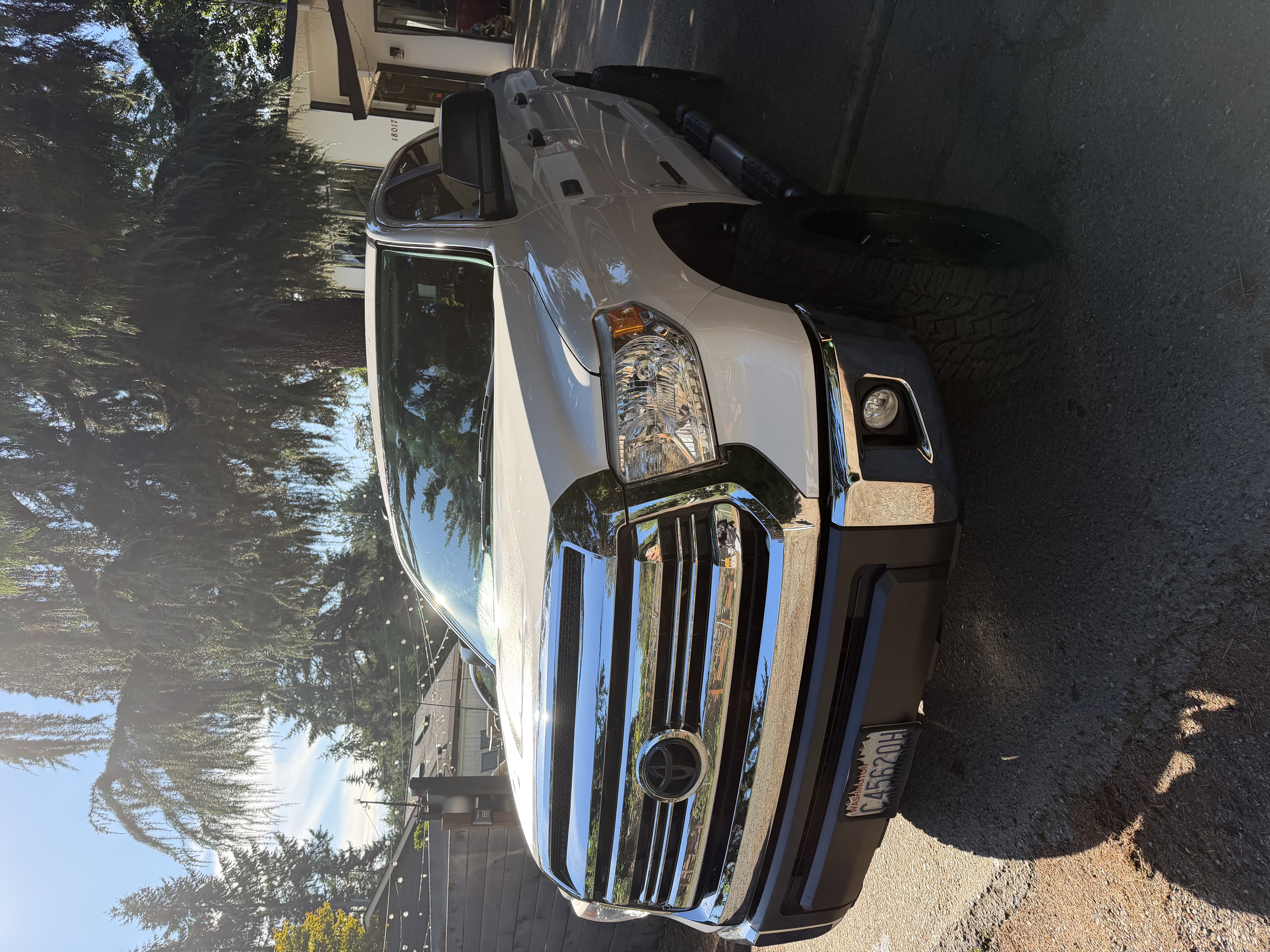 Used 2016 Toyota Tundra SR5 w/ TRD Off Road Package AWD/4WD image 1