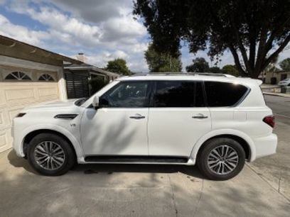 Used 2022 Nissan Armada SL w/ Captain's Chairs Package