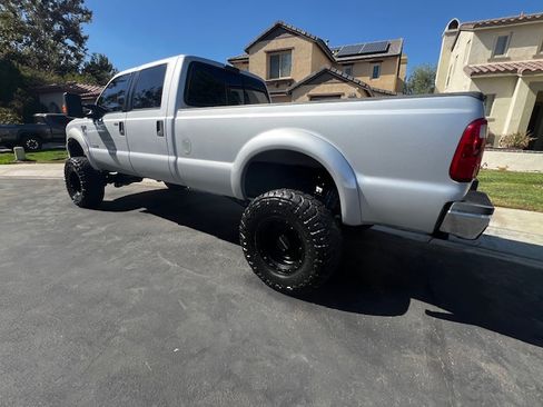 Used 2005 Ford F250 Lariat image 4