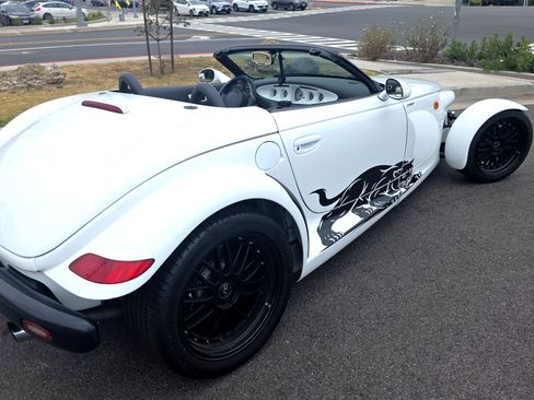 Used 2001 Plymouth Prowler RWD image 10