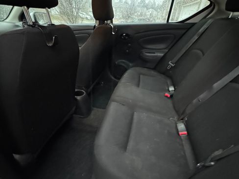 Used 2019 Nissan Versa S Plus image 6