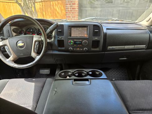 Used 2011 Chevrolet Silverado 1500 LT w/ Texas Edition image 6