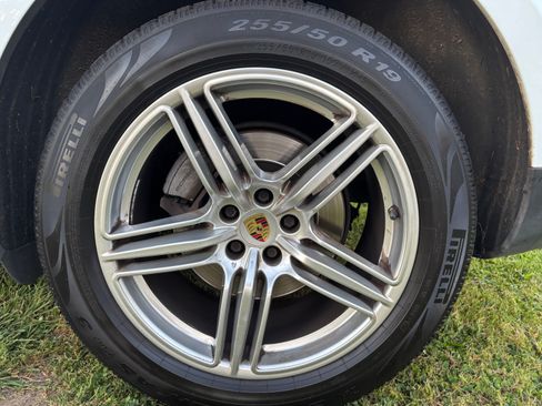 Used 2017 Porsche Macan S image 17