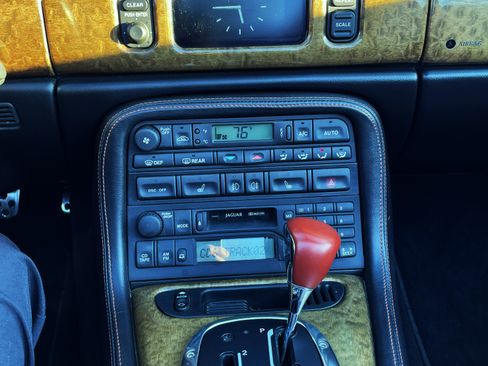 Used 2004 Jaguar XK8 R Convertible 2D image 26