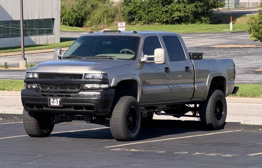 Used 2002 Chevrolet Silverado 2500 LS RWD image 1
