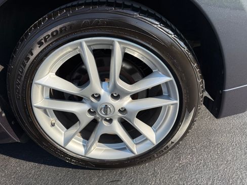 Used 2011 Nissan Maxima 3.5 SV w/ Premium Pkg image 16