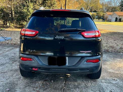 Used 2014 Jeep Cherokee Trailhawk w/ Comfort/Convenience Group image 5