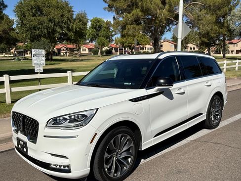 Used 2020 Lincoln Aviator Grand Touring w/ Equipment Group 302A AWD/4WD image 1