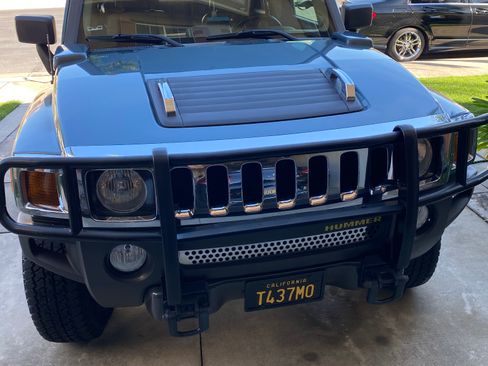 Used 2007 HUMMER H3 Luxury image 2