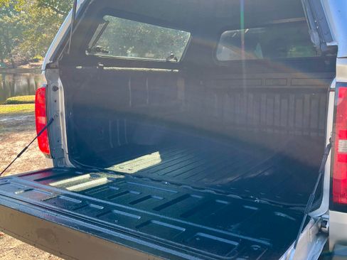 Used 2017 Chevrolet Colorado W/T w/ WT Convenience Package image 13