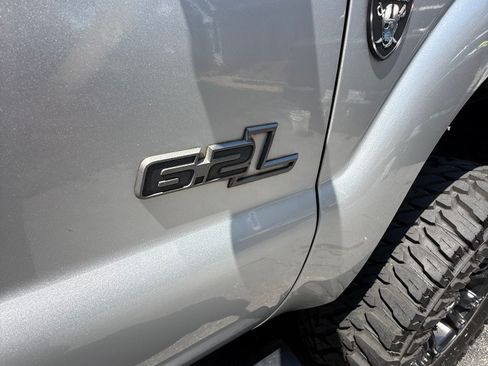 Used 2015 Ford F250 XL w/ Power Equipment Group AWD/4WD image 20