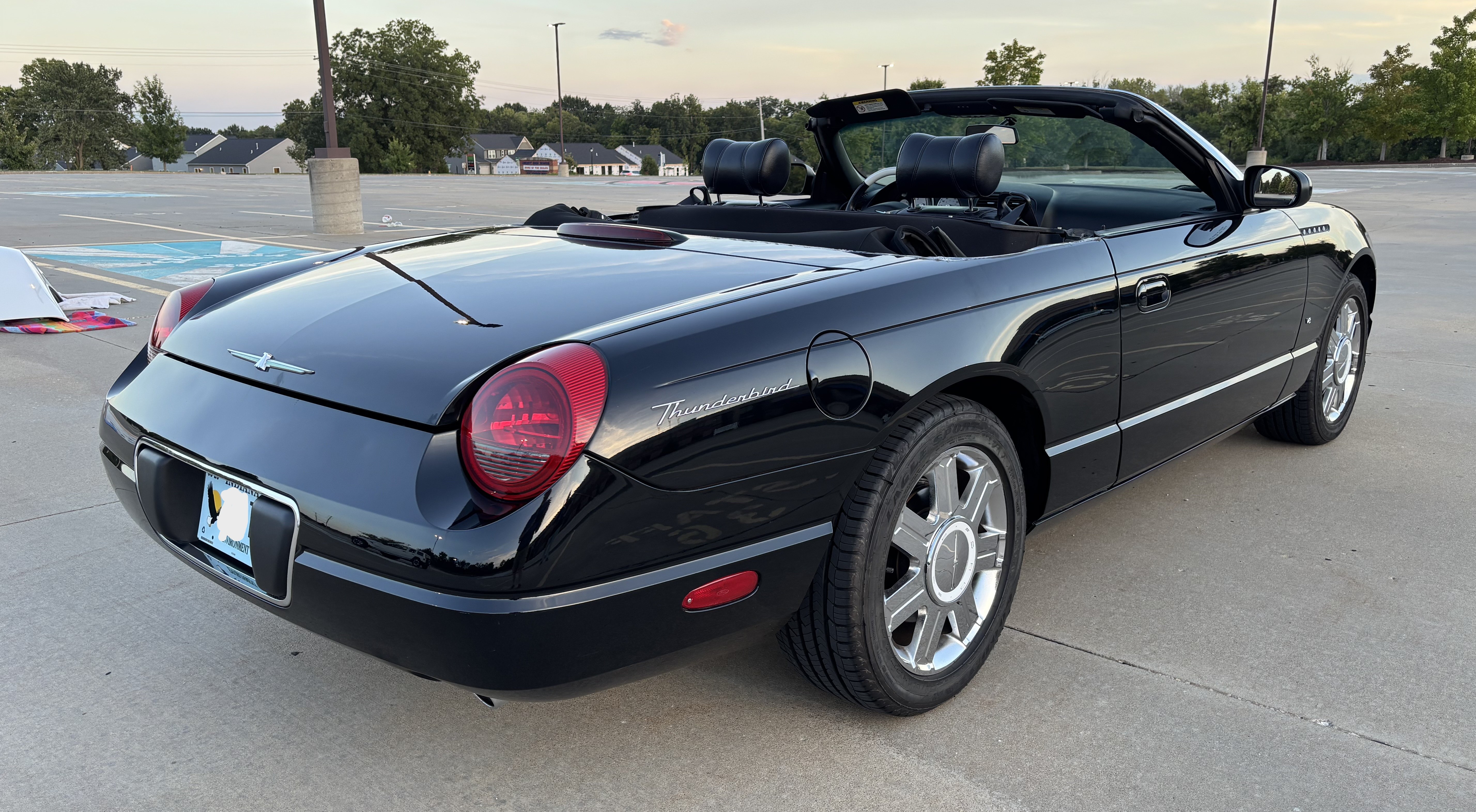 Used 2004 Ford Thunderbird RWD image 6