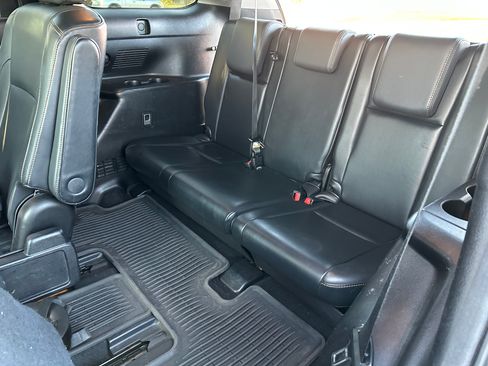 Used 2015 Toyota Highlander Limited image 9