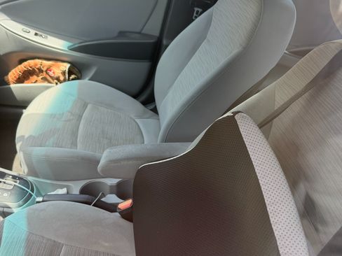 Used 2017 Hyundai Accent SE FWD image 4
