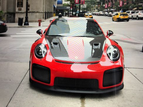 Used 2018 Porsche 911 GT2 RS image 4