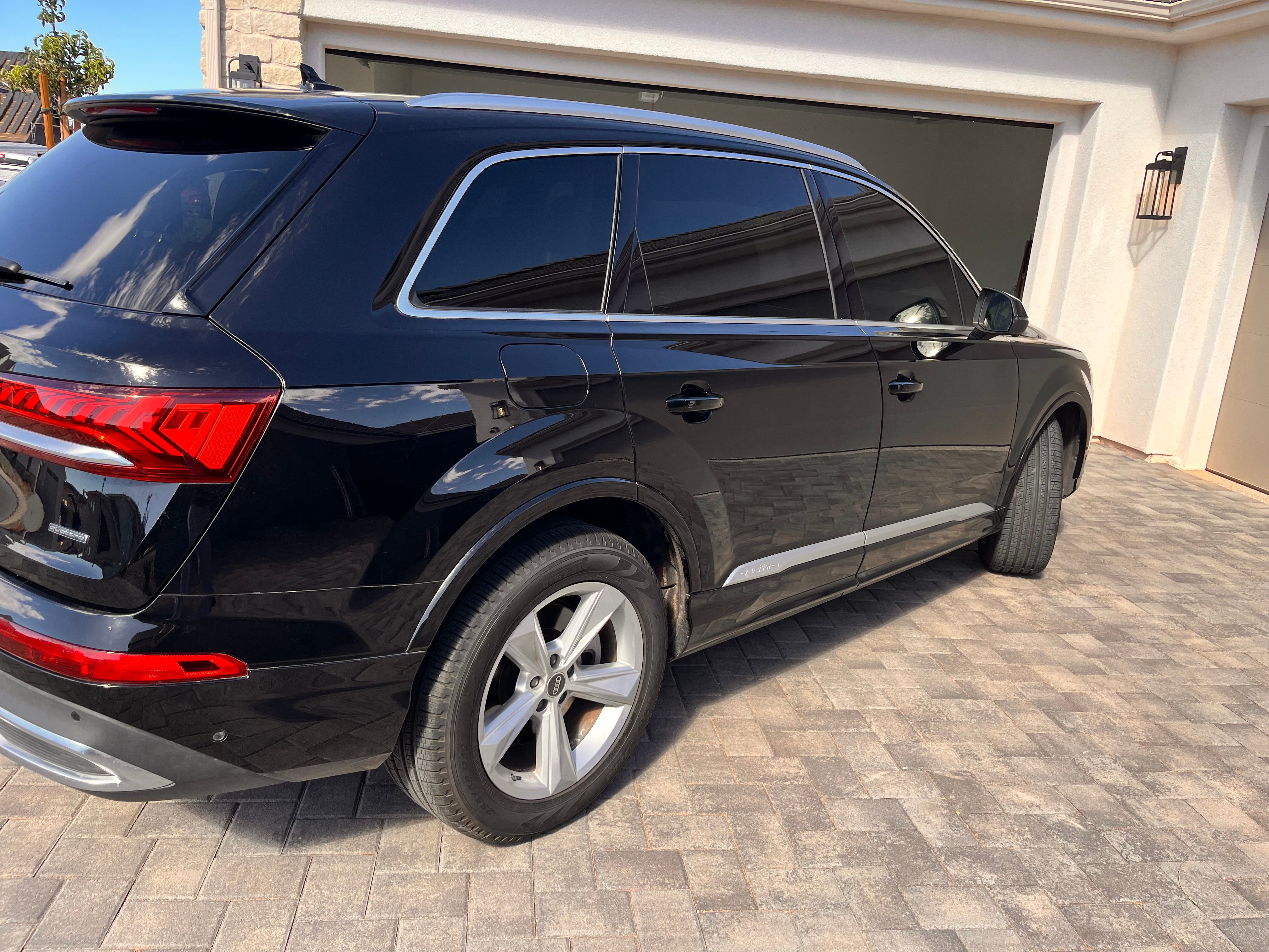 Used 2021 Audi Q7 2.0T Premium w/ Convenience Package AWD/4WD image 2