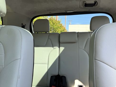Used 2021 Kia Telluride SX w/ SX Prestige Package AWD/4WD image 10
