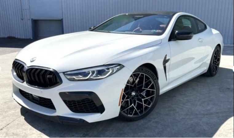 Used 2020 BMW M8 Coupe w/ M Driver's Package AWD/4WD image 2