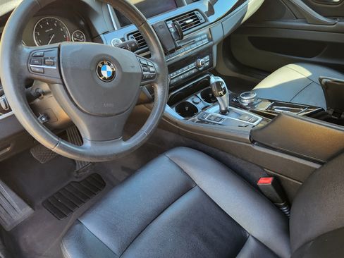 Used 2014 BMW 528i xDrive Sedan AWD/4WD image 9