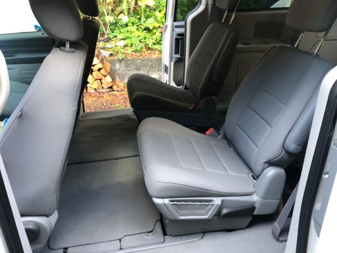 Used 2008 Dodge Grand Caravan SE image 15