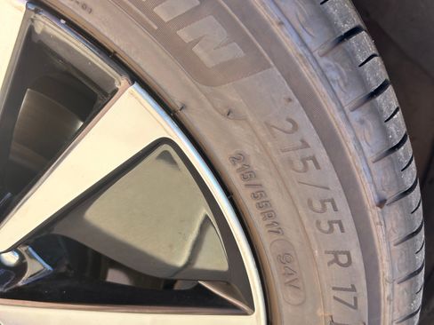 Used 2019 Nissan Altima 2.5 SV image 14