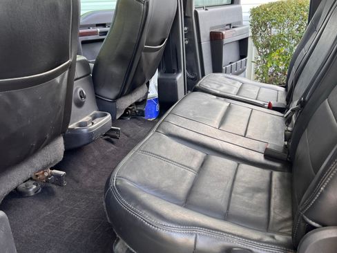 Used 2009 Ford F250 Lariat image 13