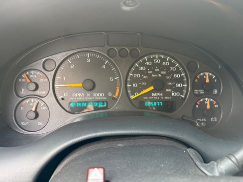 Used 1999 Chevrolet Blazer 2WD 2-Door image 16