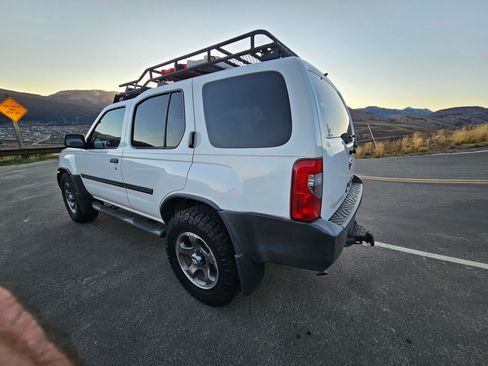 Used 2004 Nissan Xterra SE S/C w/ (SRF) Sunroof Pkg image 2
