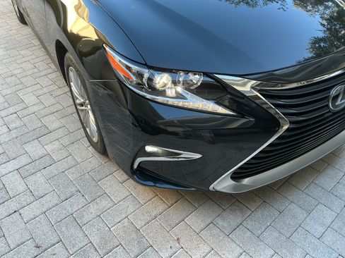 Used 2017 Lexus ES 350 w/ Accessory Package 2 image 15