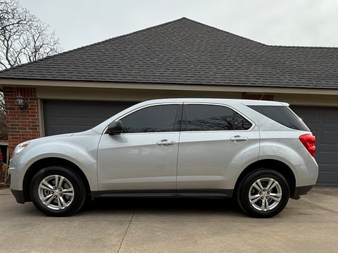 Used 2015 Chevrolet Equinox LS image 4